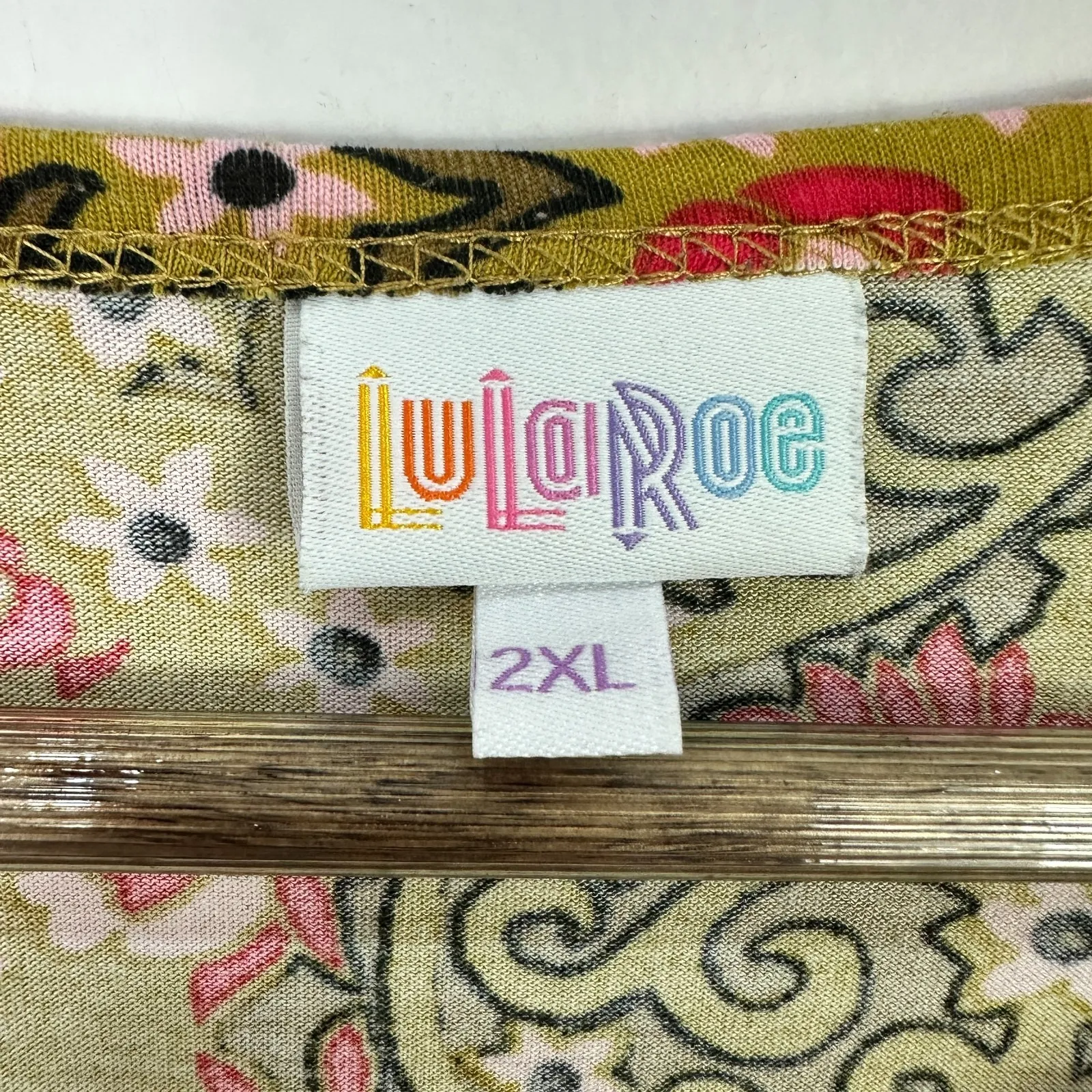 LuLaRoe Irma Tunic 2XL Plus Size Boho Paisley Floral  Oversized Festival Top - Image 2