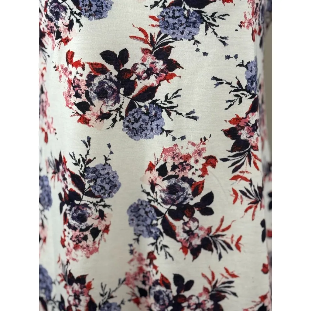 NEW LuLaRoe Womens Knit Tunic Top S Short Sleeve White Pink Floral Scoop Neck - Image 2