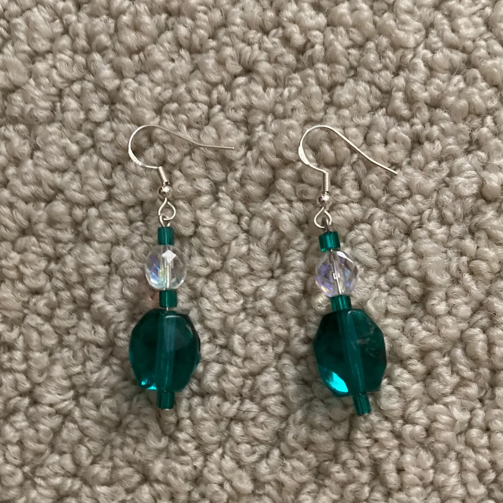Emerald Green and Clear Drop Earrings Artisan Handmade - Image 4