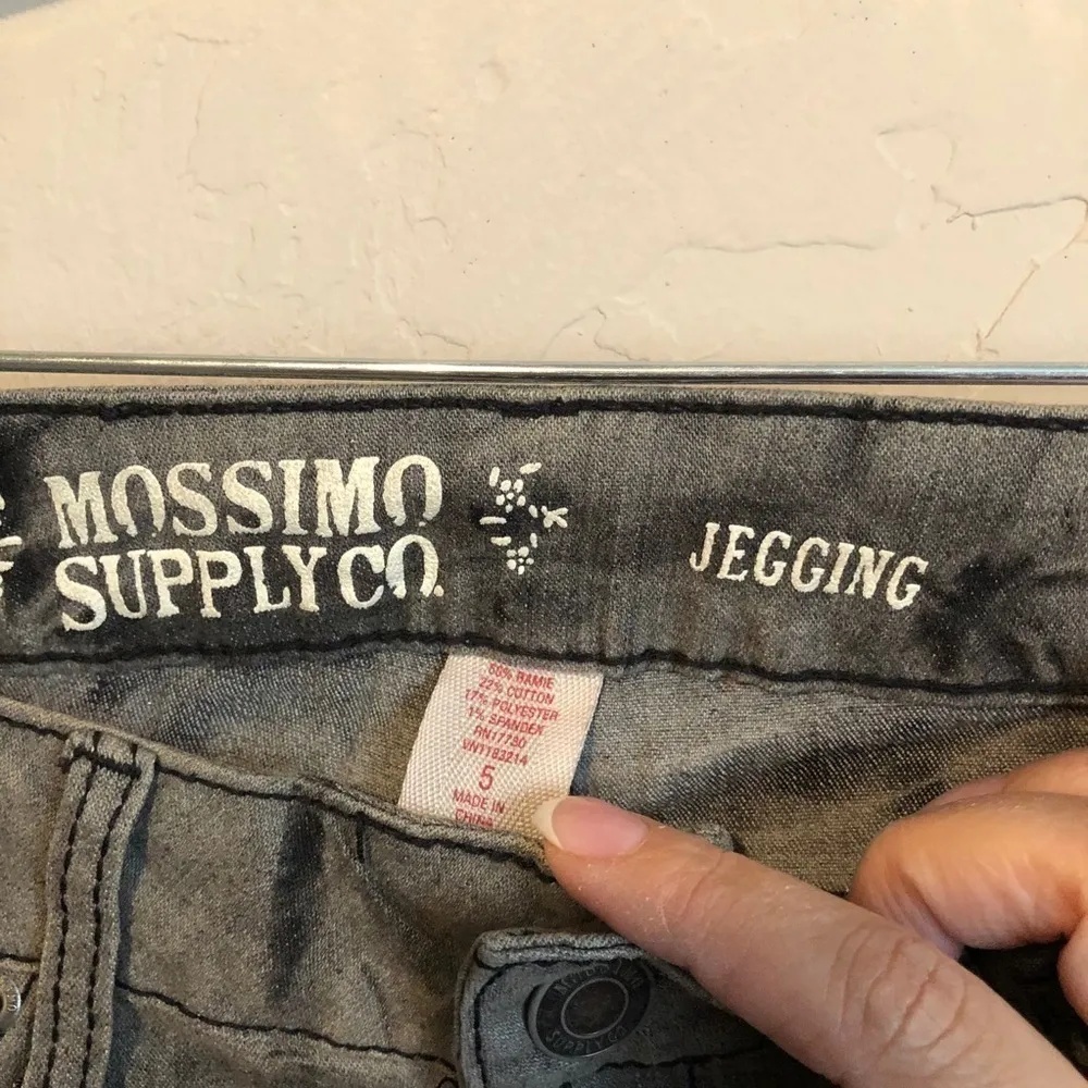 Mossimo Black Gray Tye - Image 5