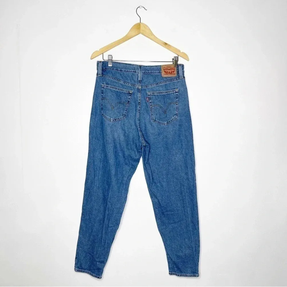 Levi's High Waisted Mom Jeans Taper Straight Leg Denim Size 31 - Image 8