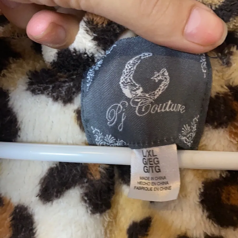 CHEETAH PRINT TEDDY BEAR COZY FLEECE BATHROBE - Image 2