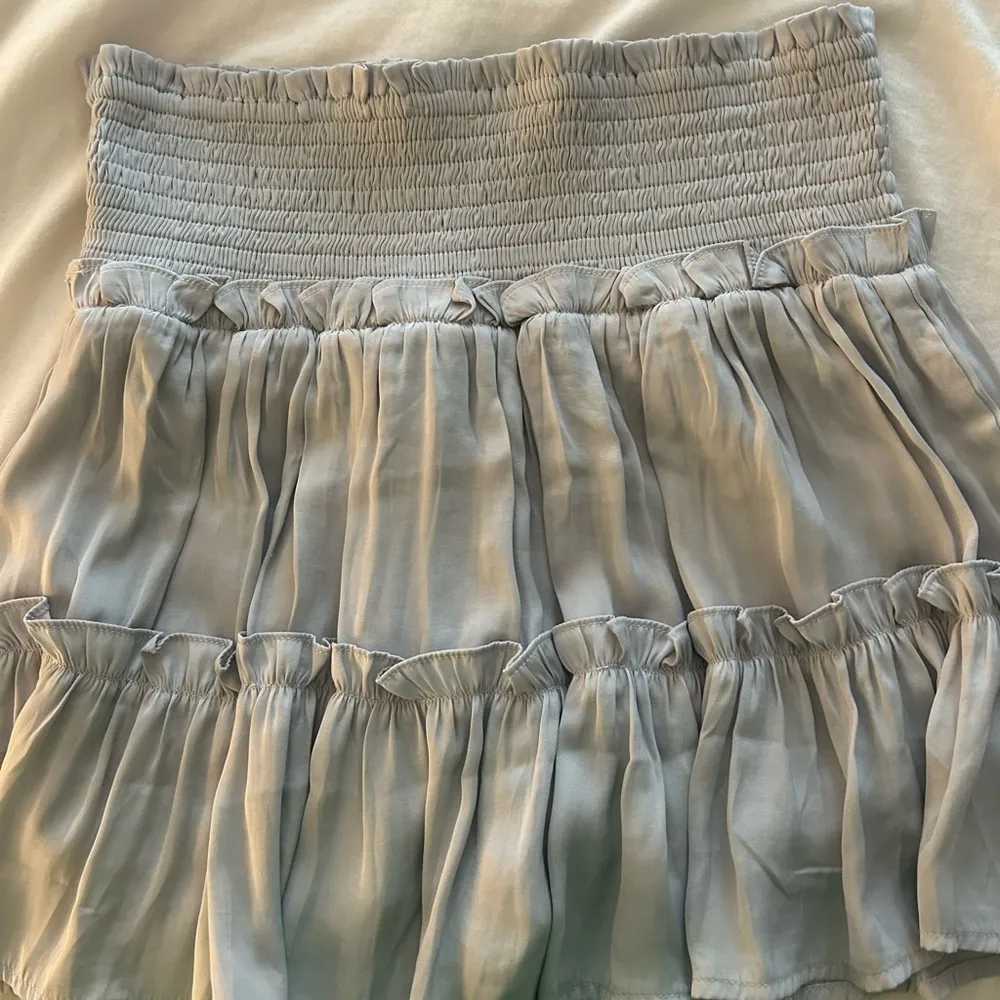 grey ruffle  skirt! - Image 4