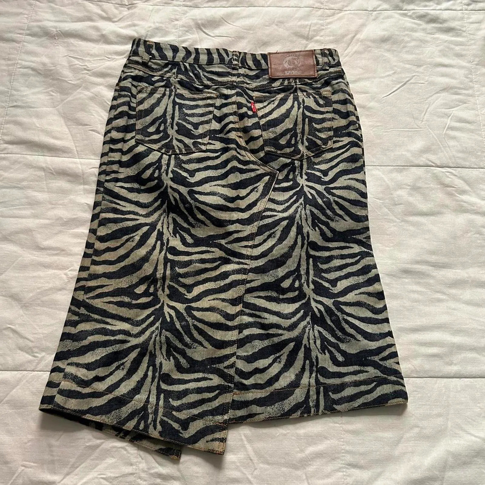 Hysteric Glamour Ozone Rocks denim & grey zebra midi asymmetrical jean skirt Blue - Image 5