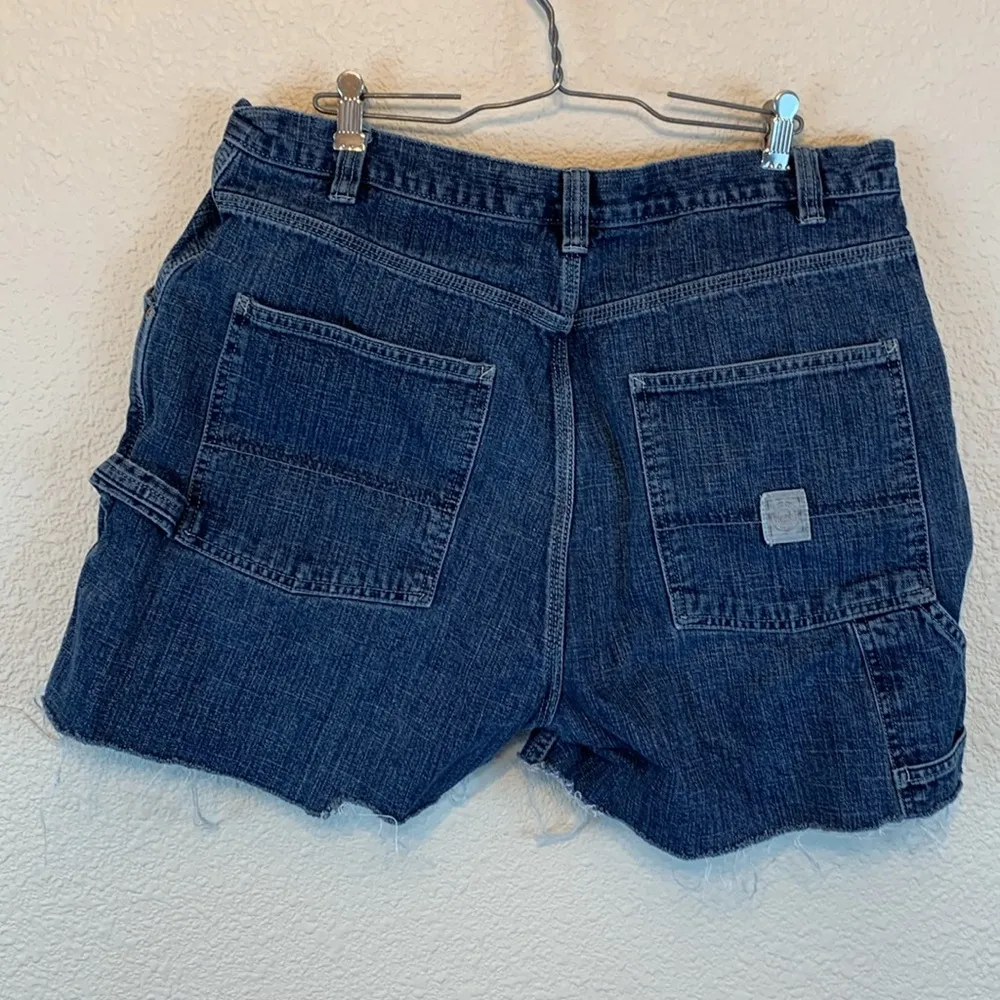 Carpenter distressed jean shorts sz 34 grunge goth moto casual blue collar work - Image 2