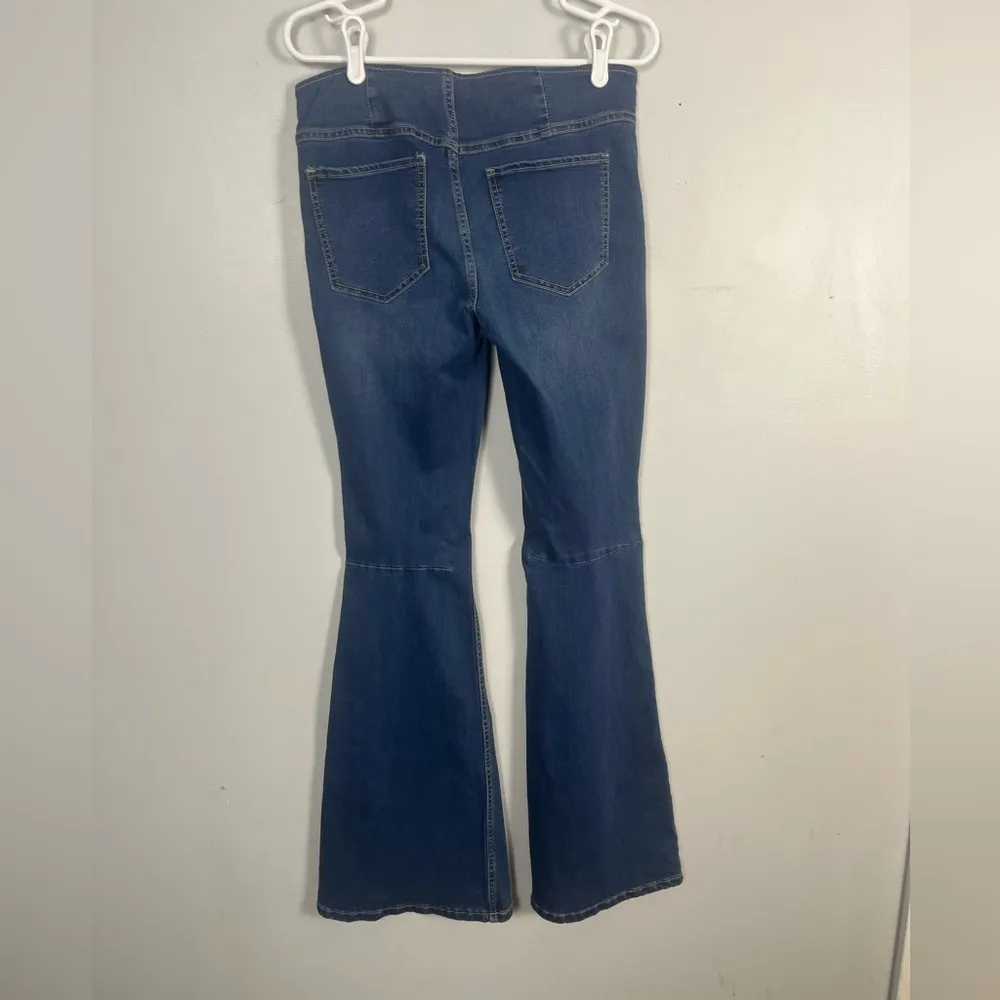 We the free Free People  PENNY PULL-ON FLARE JEANS blue motif size 29 new - Image 5