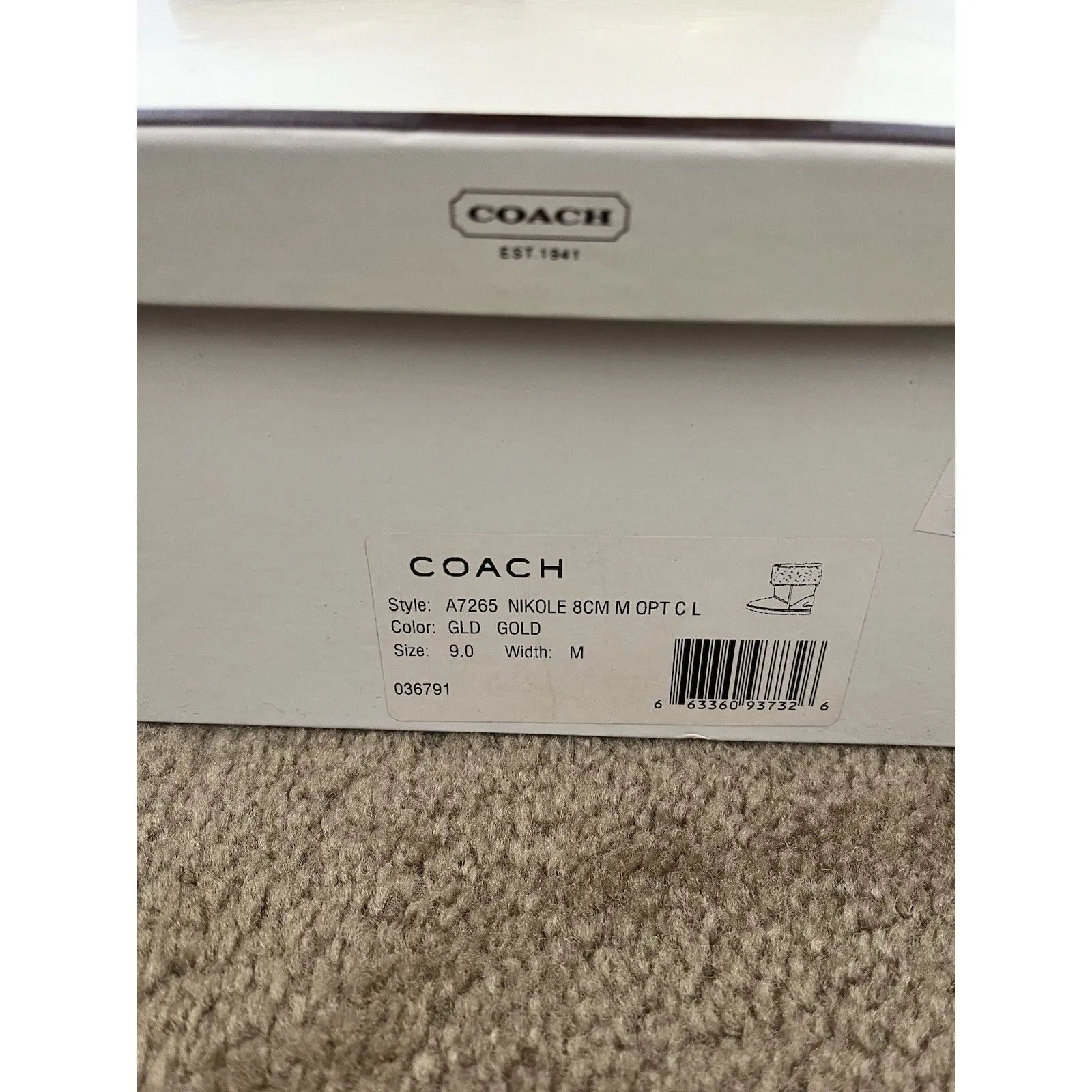 Coach Shearling Boots 9 Nikole Gold Metallic Logo Winter Snow Outdoors Urban New - Image 7