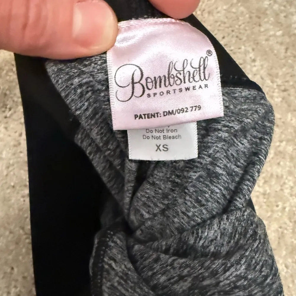 Bombshell Leggings! - Image 3