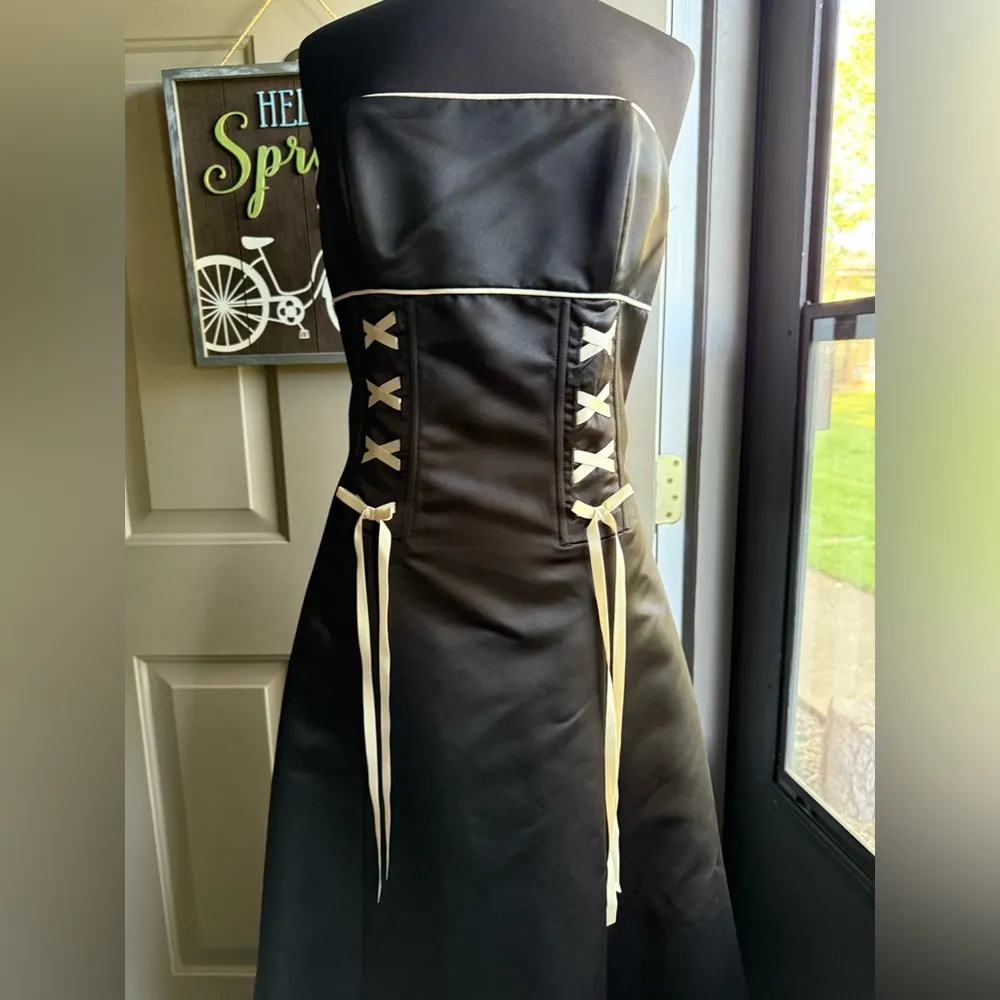 Y2K Jessica McClintock by Gunne Sax strapless corset prom dress, size 9/10 - Image 3