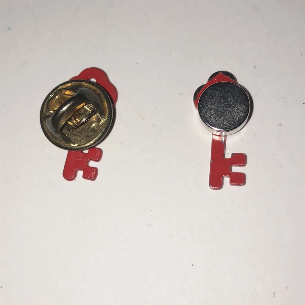 Lot of 2 Red Enamel Skeleton Key Pin & Magnetic Pin - Image 5