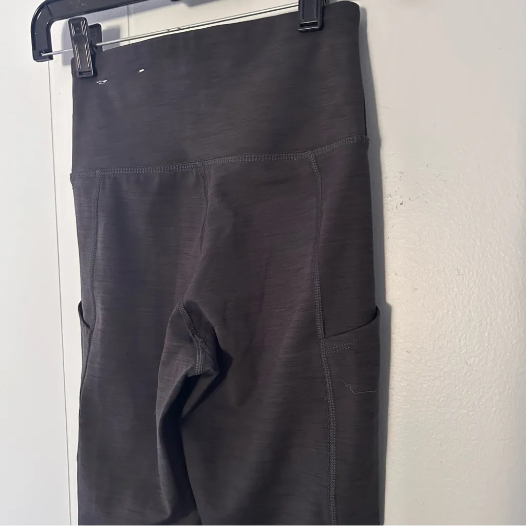 American Eagle Heather Grey/Black Everything Pocket Legging D22 - Image 4