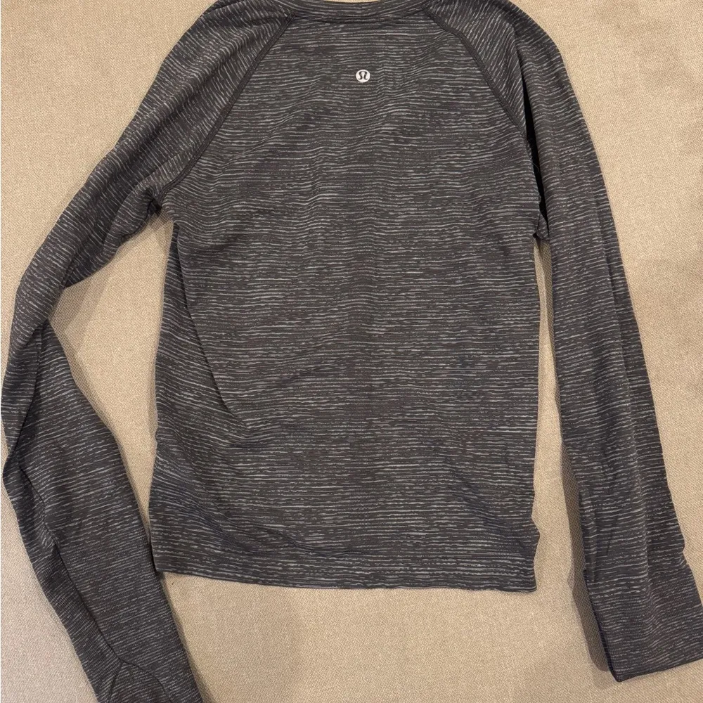 lululemon athletica Long-Sleeve Swiftly Tech in Dark Gray Stripe - Image 5
