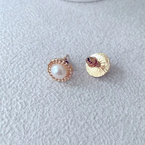 Gold + pearl studs - Image 2