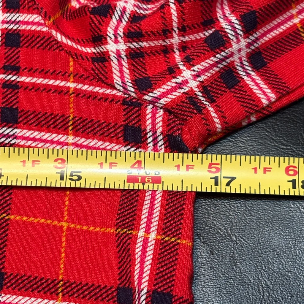 Crown & Ivy Red Flutter Sleeve Blouse lightweight Top size Small - Image 8