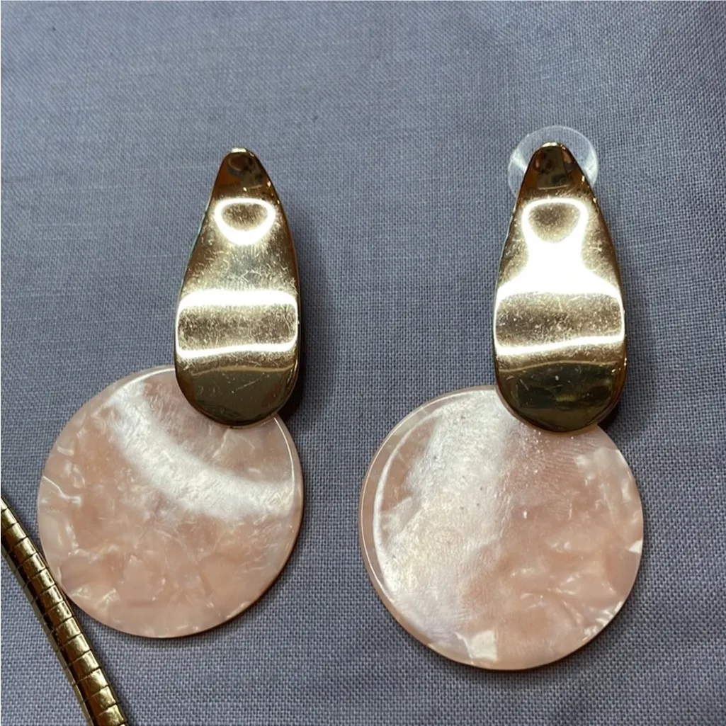 Lot of Miscellaneous jewelry Black - Image 9