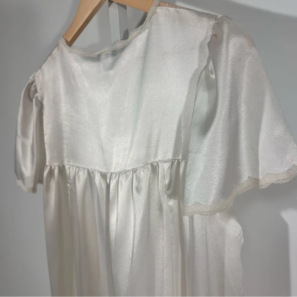 Vintage Christian Dior Satin & Lace Long Nightgown – NWT – Medium (21” ptp) - Image 7