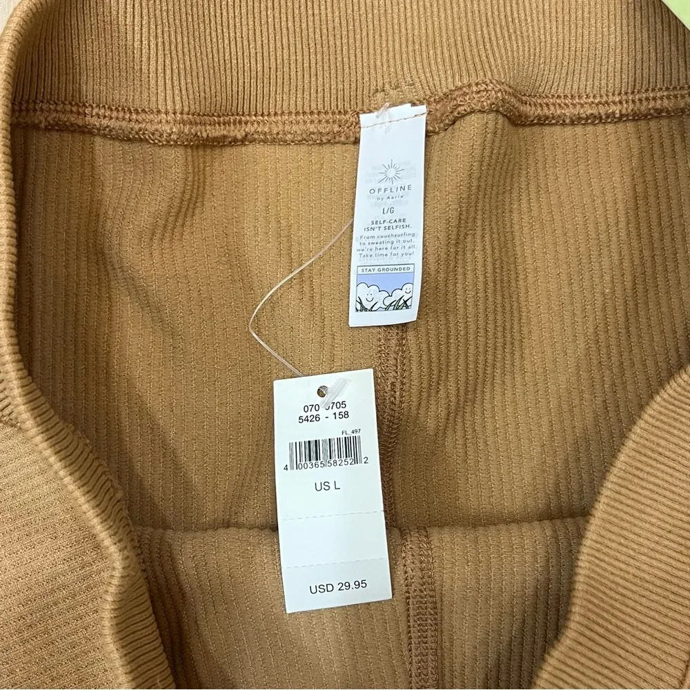 NWT Aerie 2- piece tan ribbed bootyshorts sports bra sz Medium Large shortie - Image 3