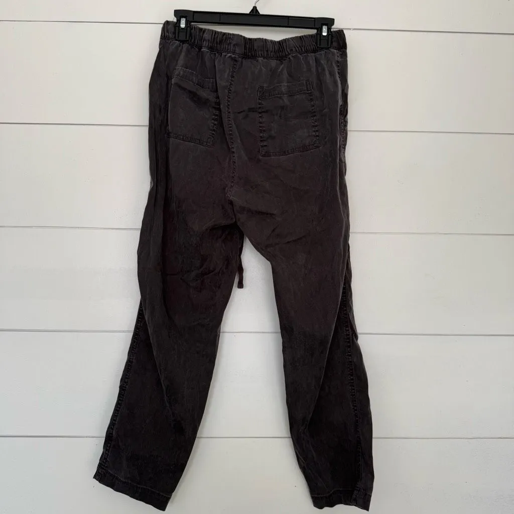 Lou & Grey Women’s Medium Grey Jogger Cargo Pants - Image 2