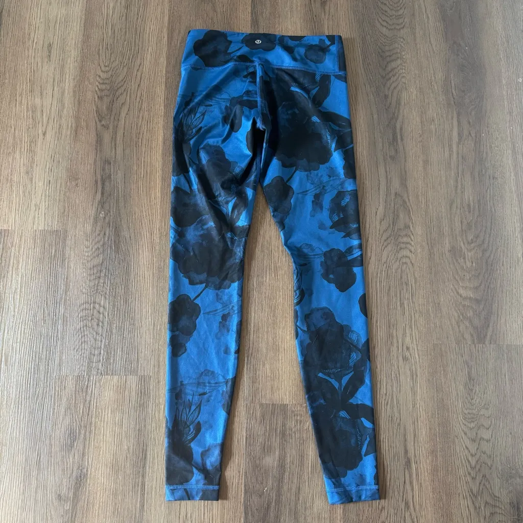 Lululemon‎ Blue Floral Print High Waist Leggings Women's Activewear Pants - Image 2