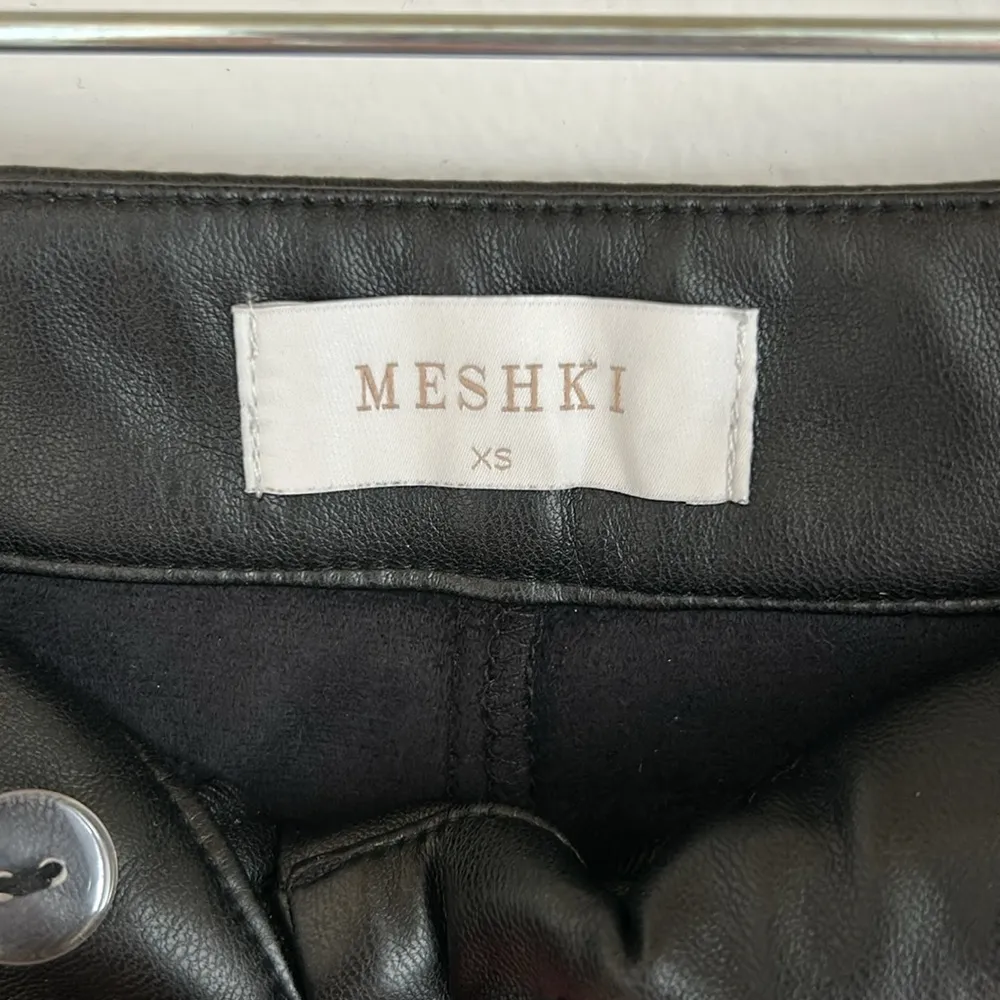 Meshki Tyra Black Faux Leather Straight Pants - Image 9