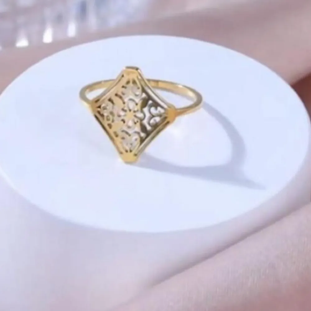 NEW Women’s 18k‎ Gold-Plated Hollow Lattice Ring Size 8 - Image 2