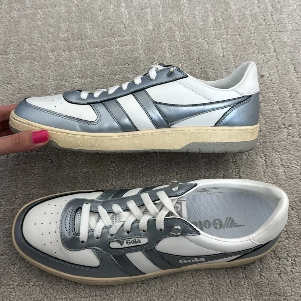 EUC GOLA hawk II metallic silver sneakers tennis shoes slip on bungee tie White Size 10 - Image 5