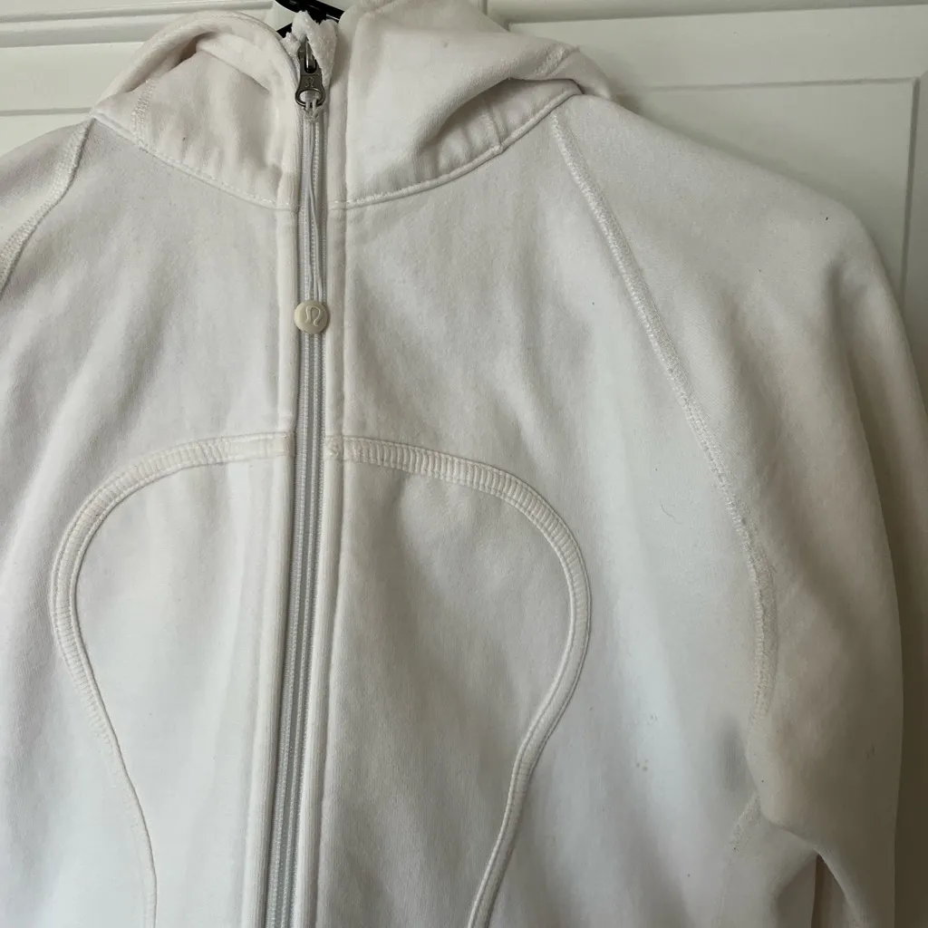 Lululemon Athletica White scuba cropped hoodie size 8 - Image 3
