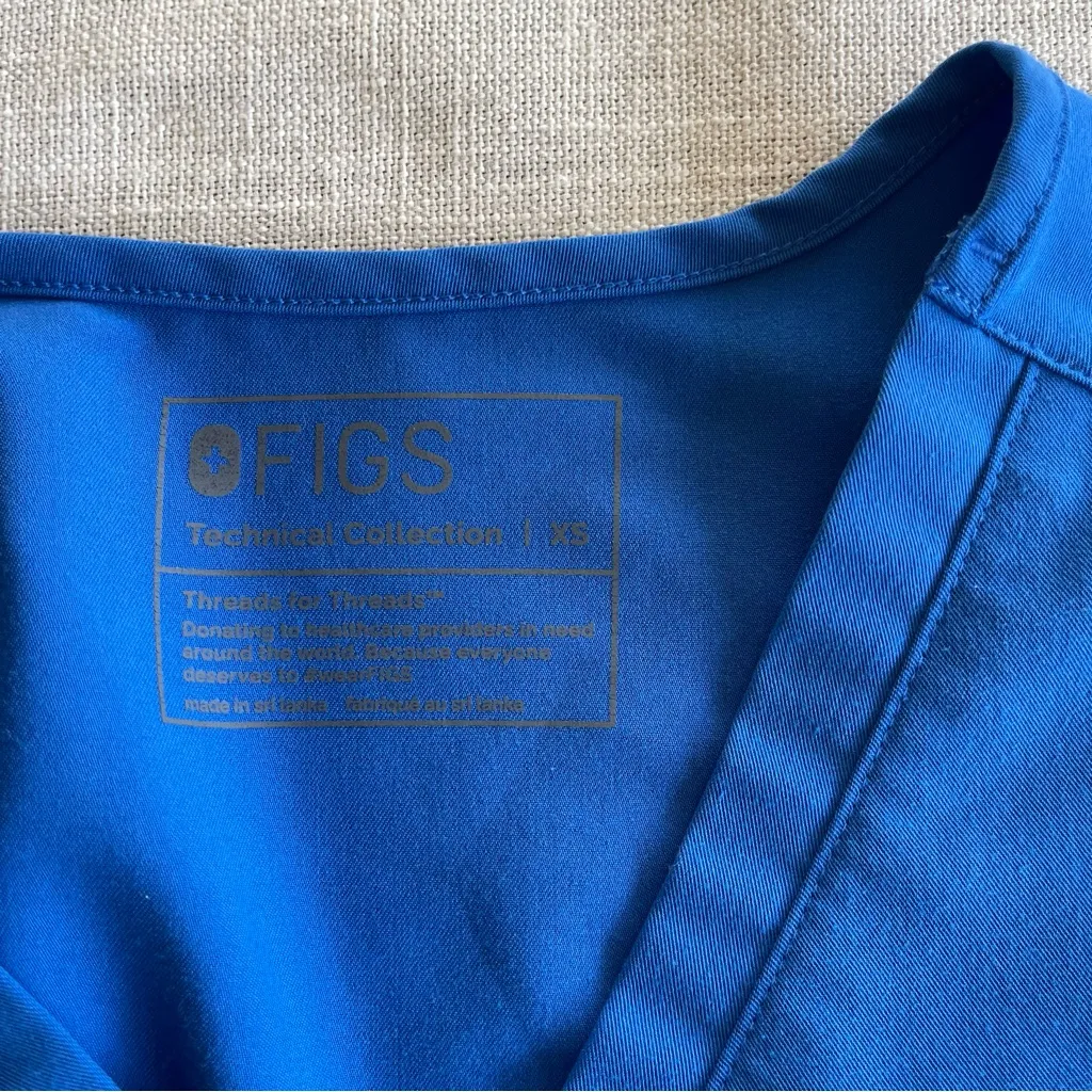 Figs Scrub Set Royal Blue Catarina Top Zamora Joggers Size XS - Image 11