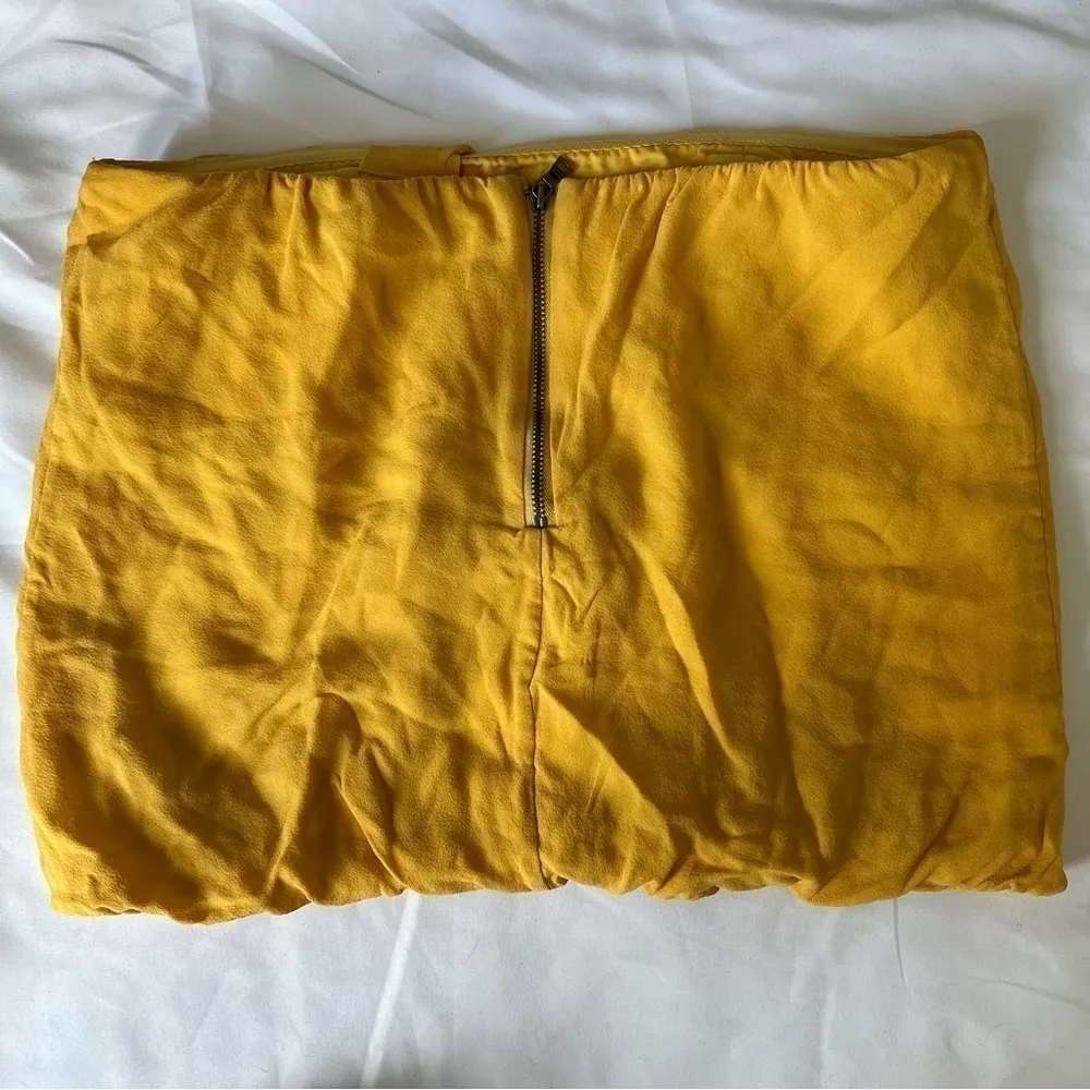 Alice + Olivia Yellow Silk strapless Crop Top Small - Image 3