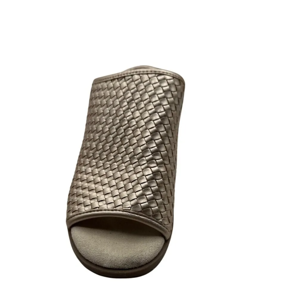 Bella Vita Size 6WW  Woven Peep-Toe Mules Wooden Block Heels For Women - Image 6