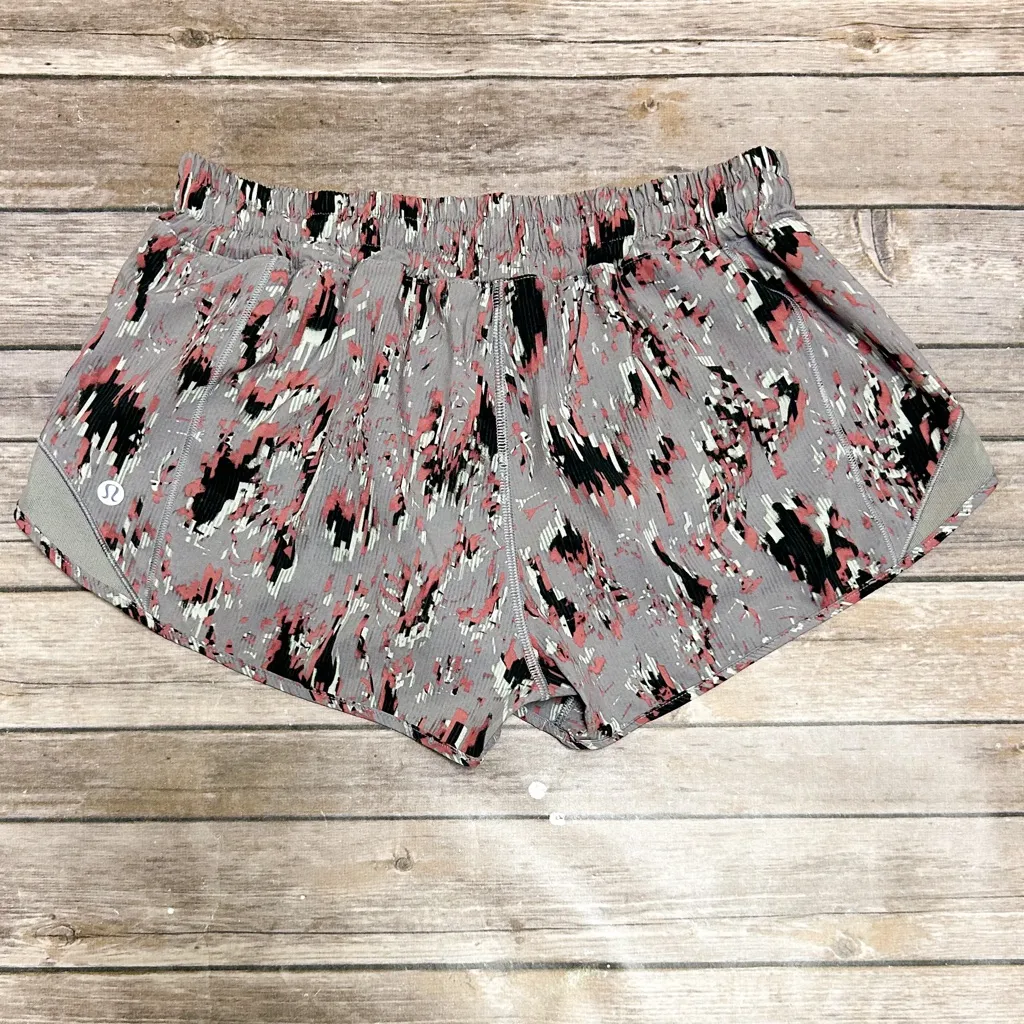 Lululemon Hotty Hot Floral Flux Multi Raceway Gray Shorts 8 2 Inch Inseam - Image 4