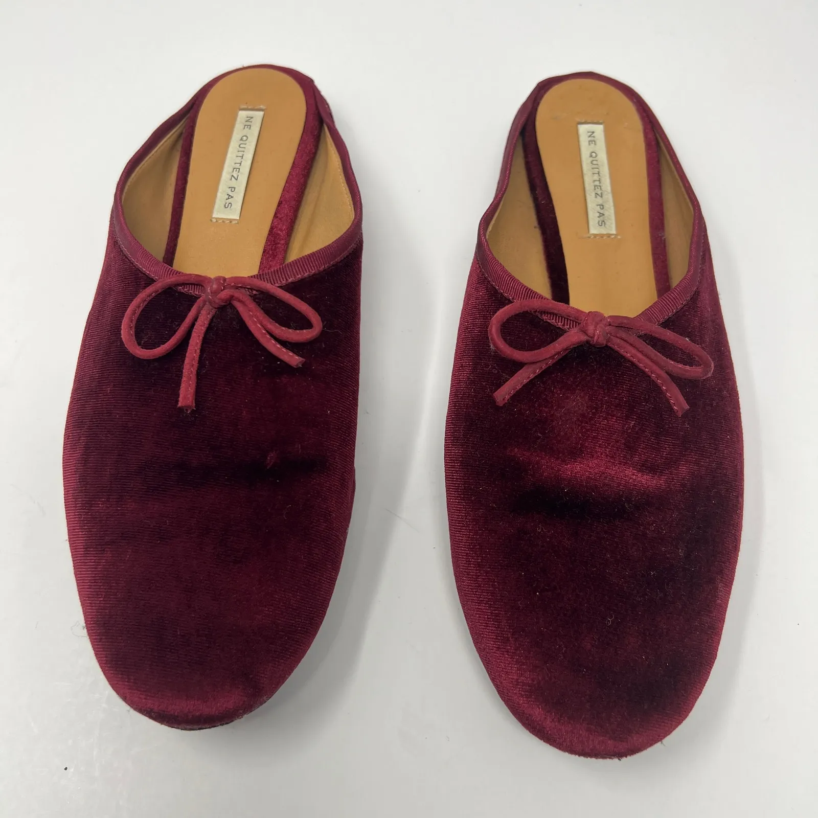 Nes Quittez Paz Velvet Burgundy Loafers Slides Size 37 Red - Image 3