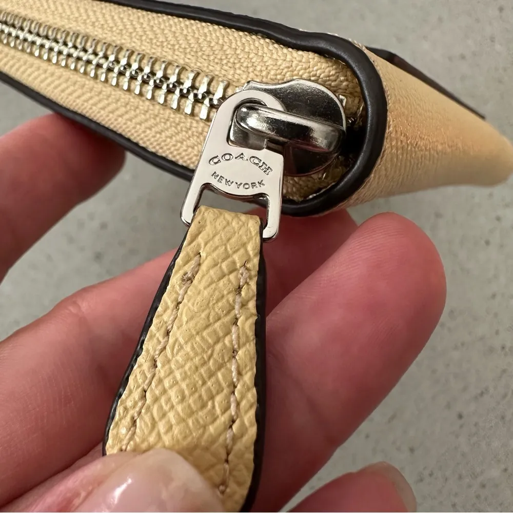 Coach Women’s Accordion Zip Wallet - Image 6