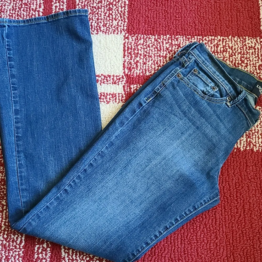 Lucky Brand sweet n' low bootcut jeans size 28 - Image 2