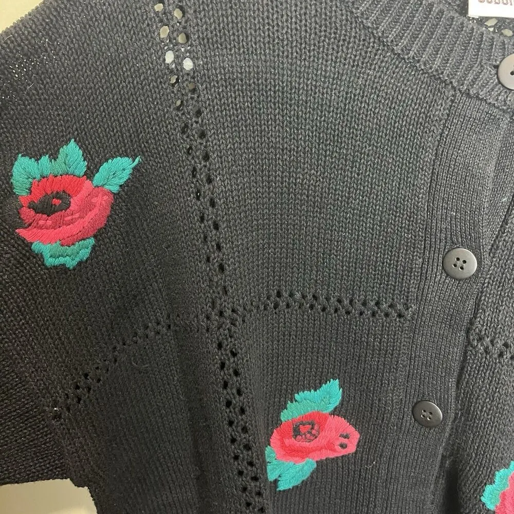 Vintage Women’s Large Cardigan Sweater Open Knit Crochet Flowers Retro Grandma Black - Image 3