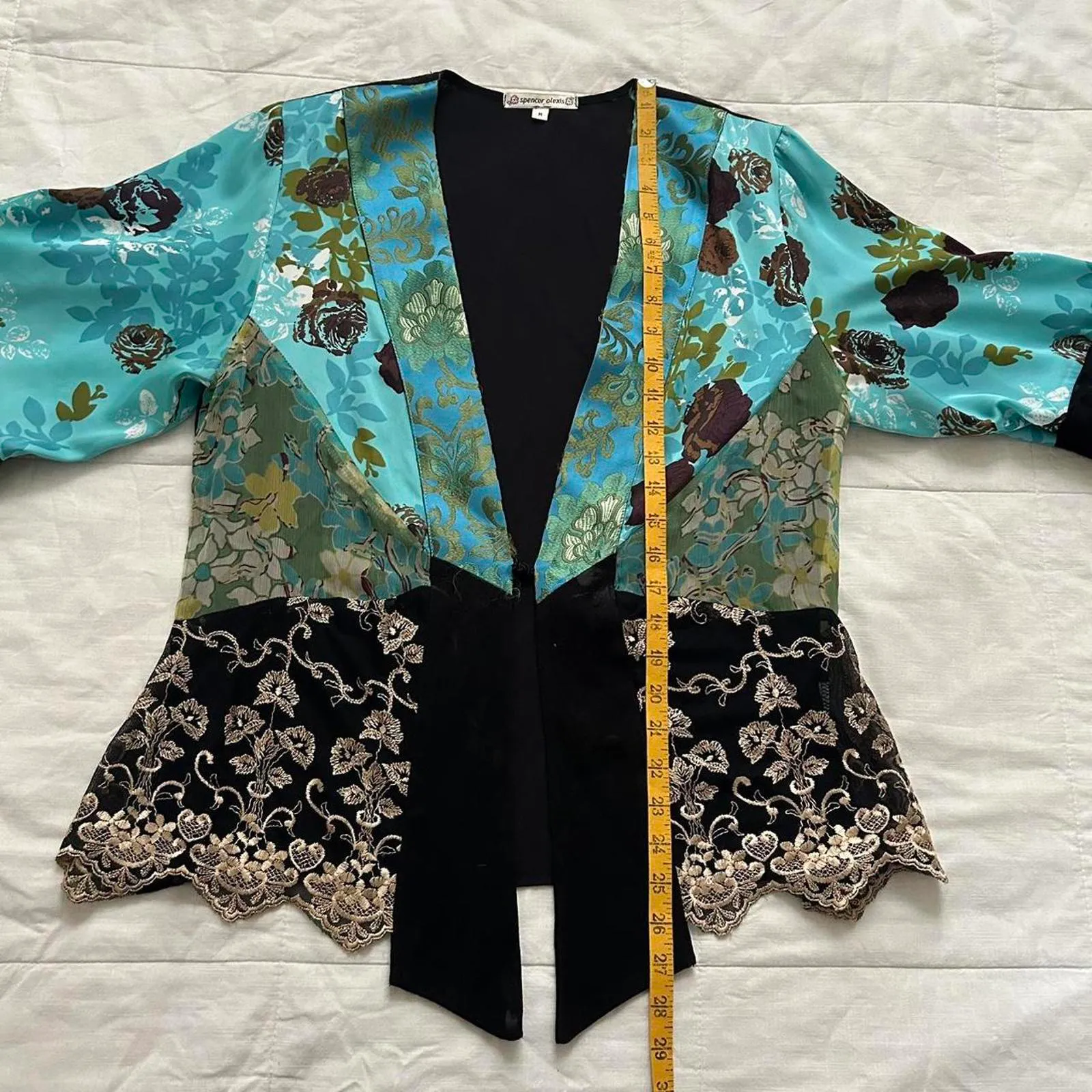 Y2K Blue and black vintage silk and lace kimono with floral and lace details Size M - Image 7