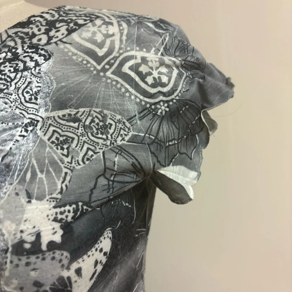 Cato Y2K Butterfly Pleated Accordion Style T-shirt with frills size L - Image 4