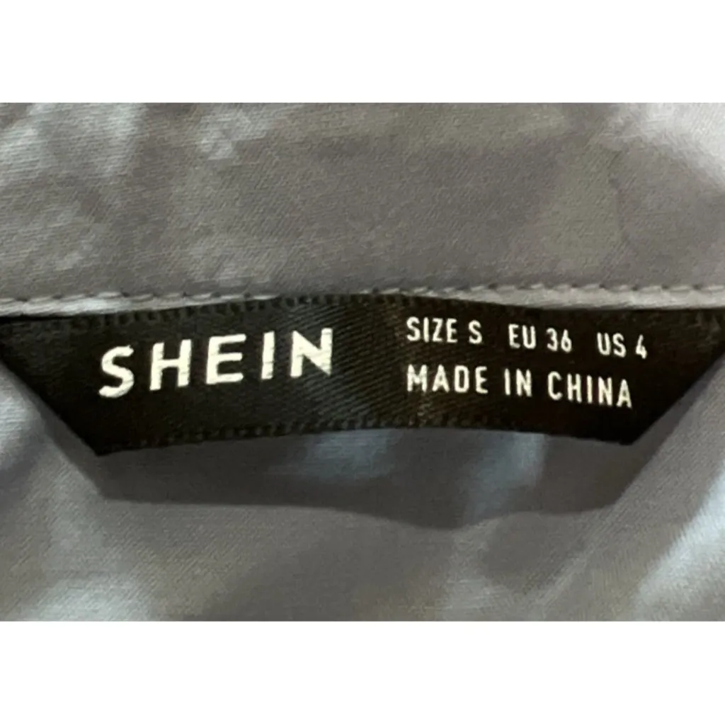 SheIn  ~ Short Sleeve Button Up Cropped ~ Size Small ~ Blue - Image 5