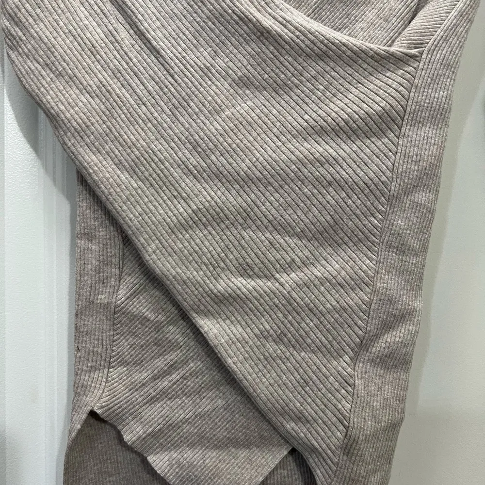 Brochu Walker Beige Knit Ali Sweater Size XS $348 - Image 3