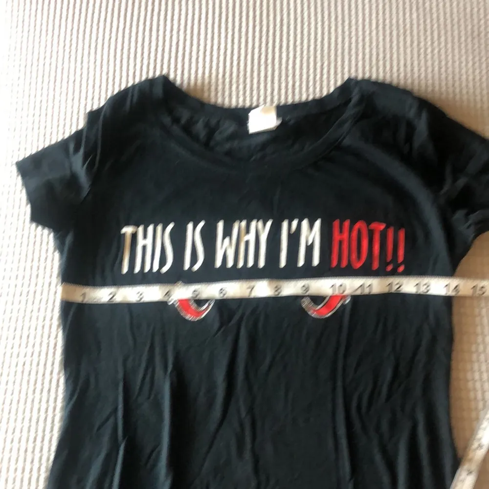 Bling Bling fun Black This is why I’m Hot tshirt Size L - Image 2