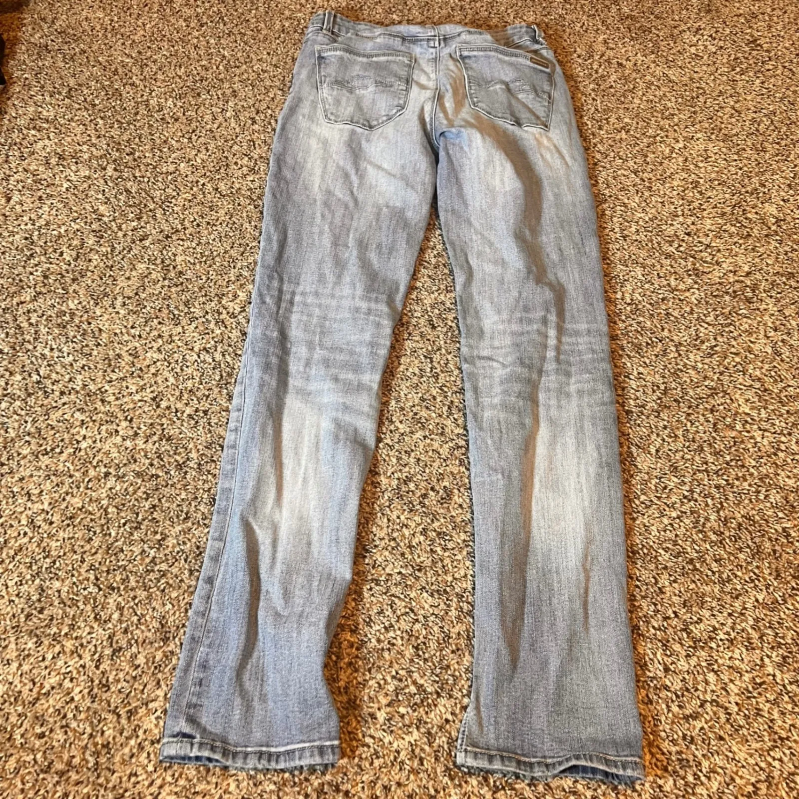 White House Black Market Slim‎ Fit Light Wash Denim Jeans Women's Size 6R - Image 7
