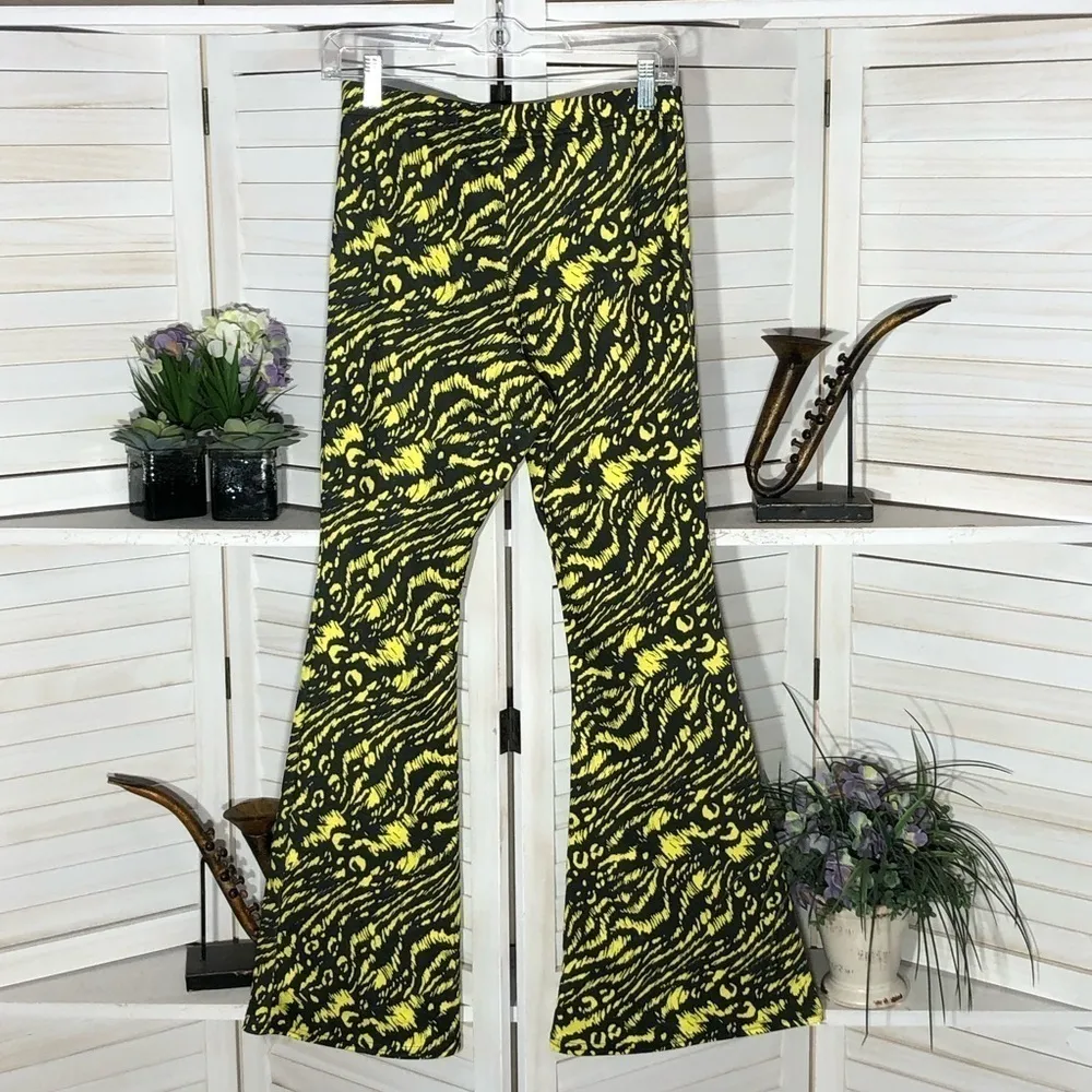 NWOT Nasty Gal  neon yellow black 70s style groovy bell bottoms pants 6 - Image 3