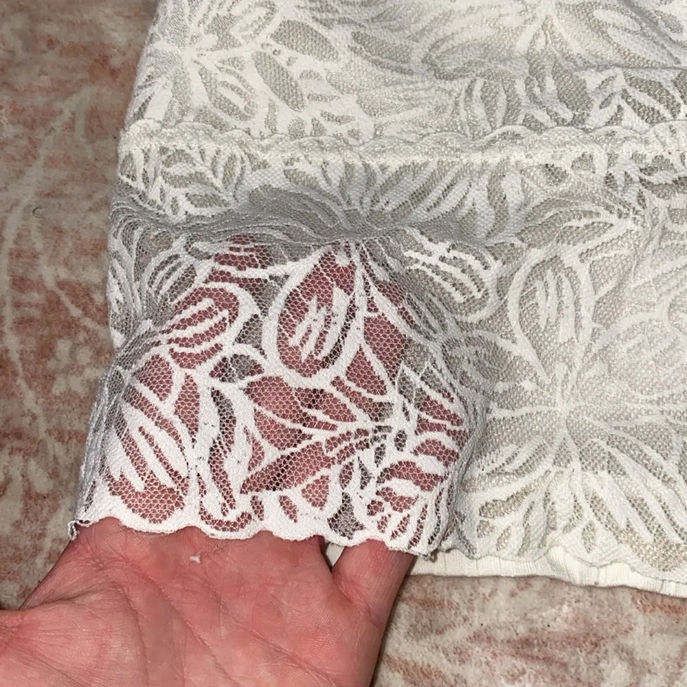 Aerie Lace Detail Back Tank - Image 4