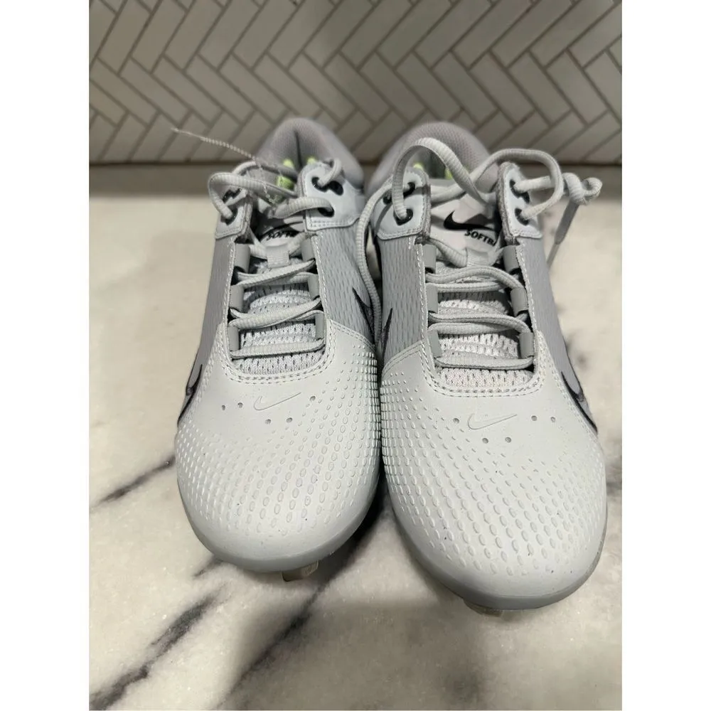 Nike Hyperdiamond 4 Elite Women's Softball Cleats 8.5 W - Image 2