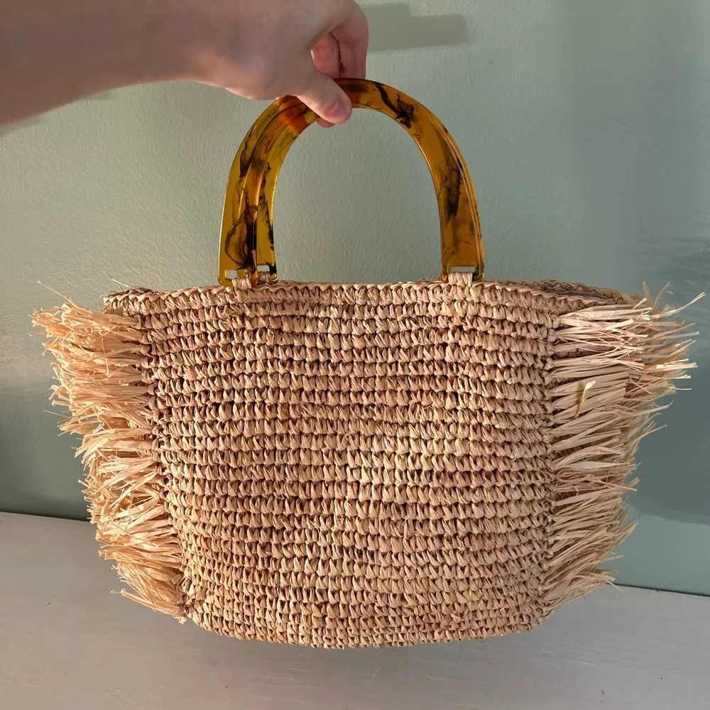 Hat Attack Tortoise Shell Handle Fringe Rafia Bag SOLD OUT ONLINE Tan - Image 2