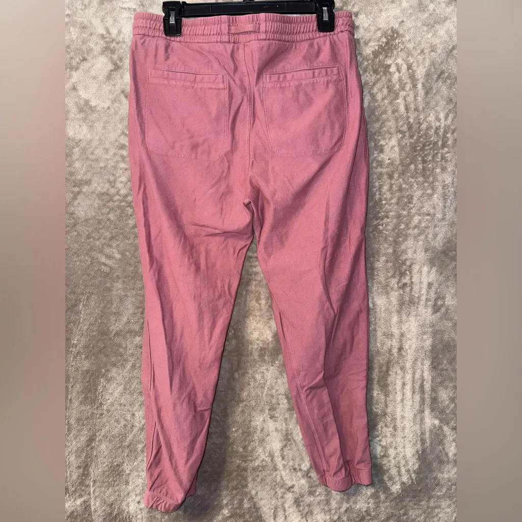 Athleta Mauve Jogger Pants with pockets Medium Gorpcore hiking outdoors - Image 4