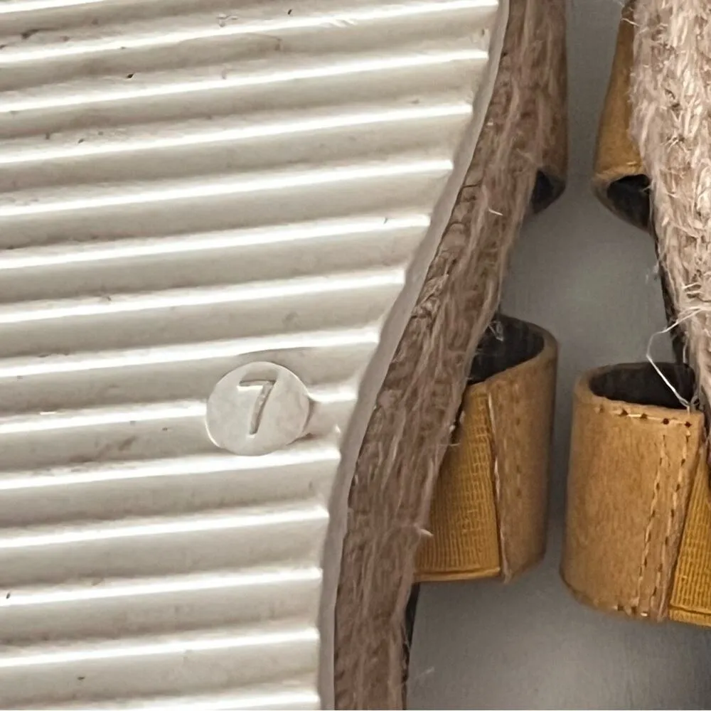 Universal Thread Mustard Yellow Platform Cork Strappy Buckle Sandals Sz 7 - Image 6