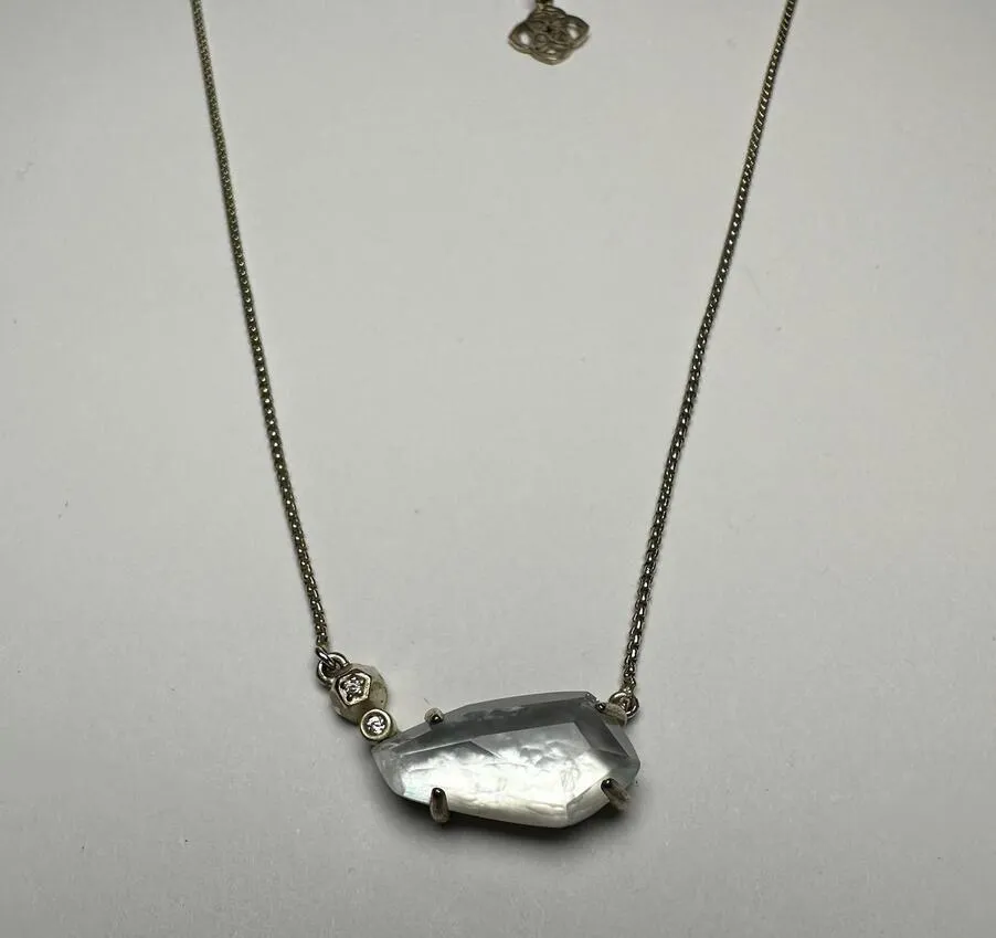 Kendra Scott Pearly Glass & Rhinestone Gold Tone Necklace Adjustable Length - Image 11