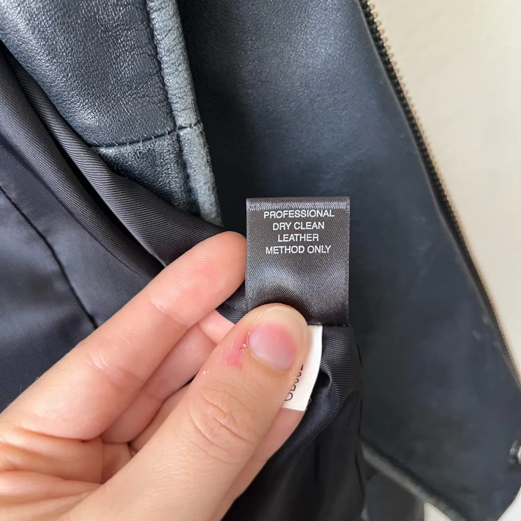 Gianni Bini Distressed Blue Leather Moto Jacket Women’s Size XS - Image 10