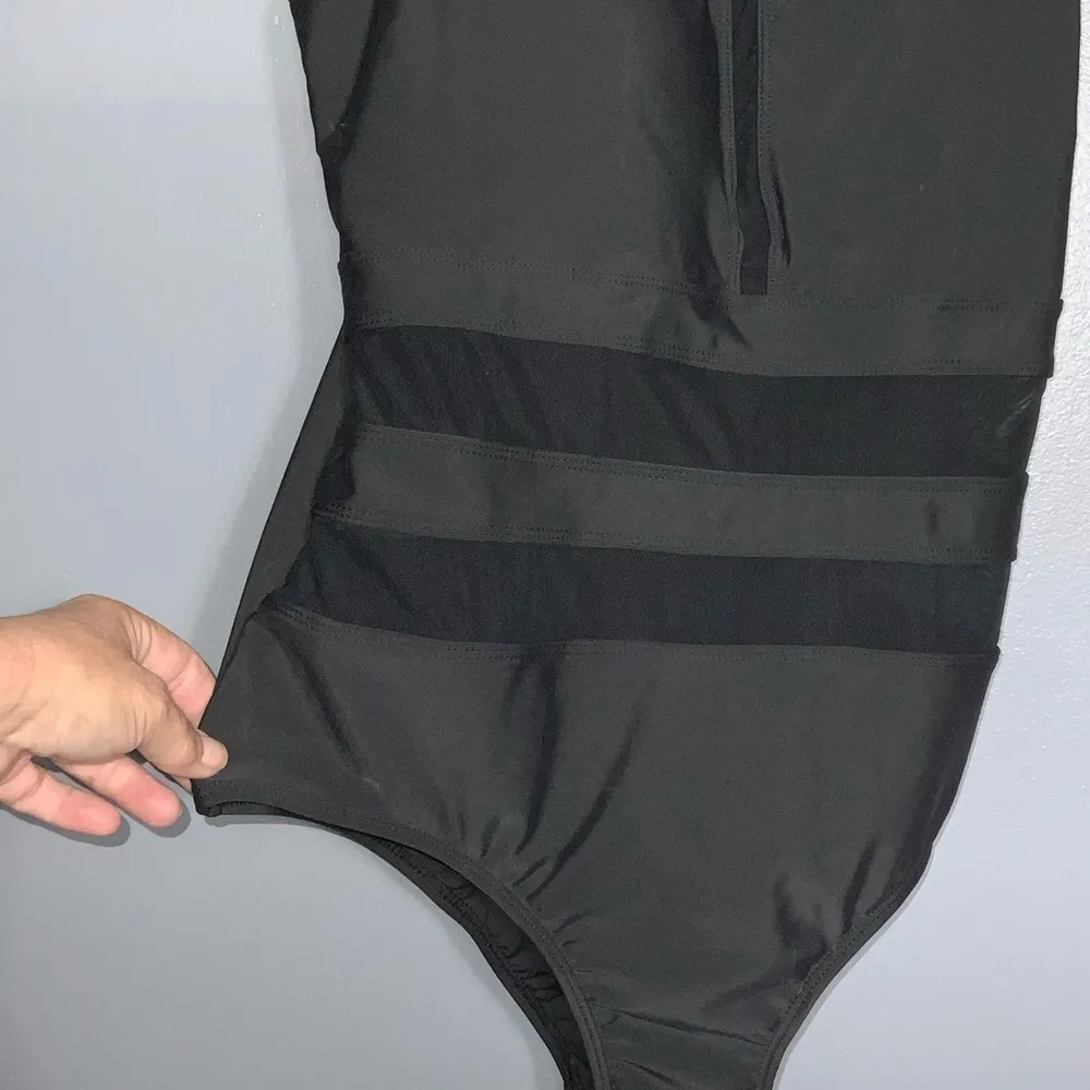 Black 1 Piece Modest Swimsuit Adjustable Straps Padded Top Sheer Strips NWOT XL - Image 6